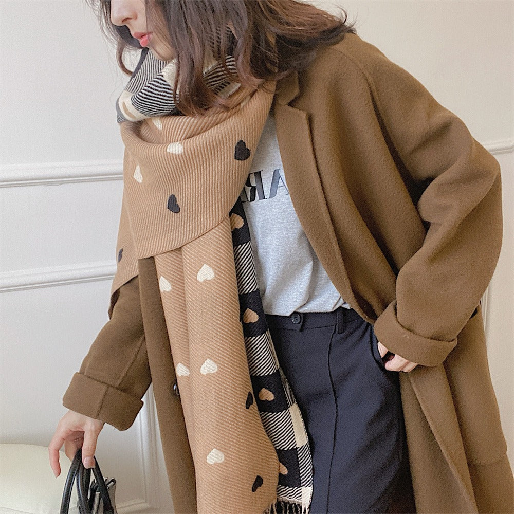 The Amoreé Heart Plaid Scarf
